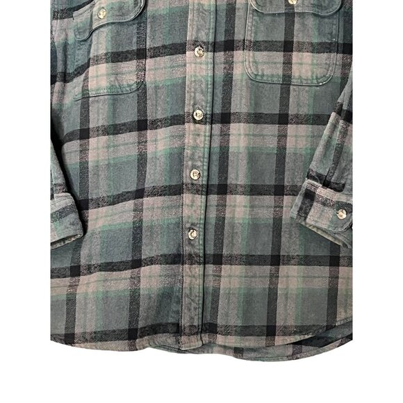 VNT Field & Stream Men's Plaid Flannel Button-Down Large Shacket - Picture 4 of 10